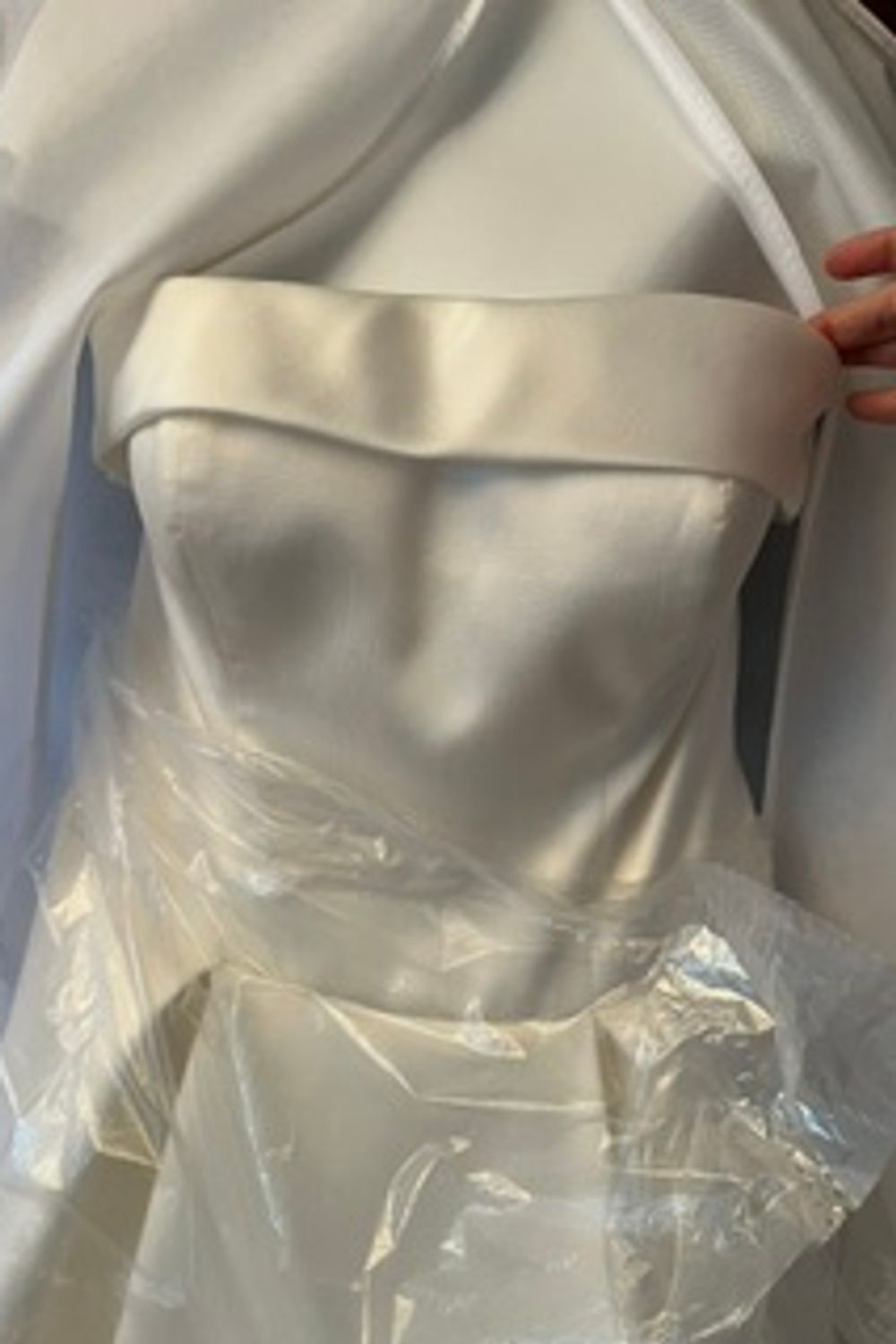 Sareh Nouri Elinor 11