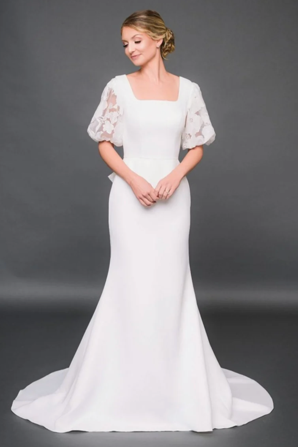 Barbie Anne Bridal Quinn - Size 4 & Size 12 Available 0