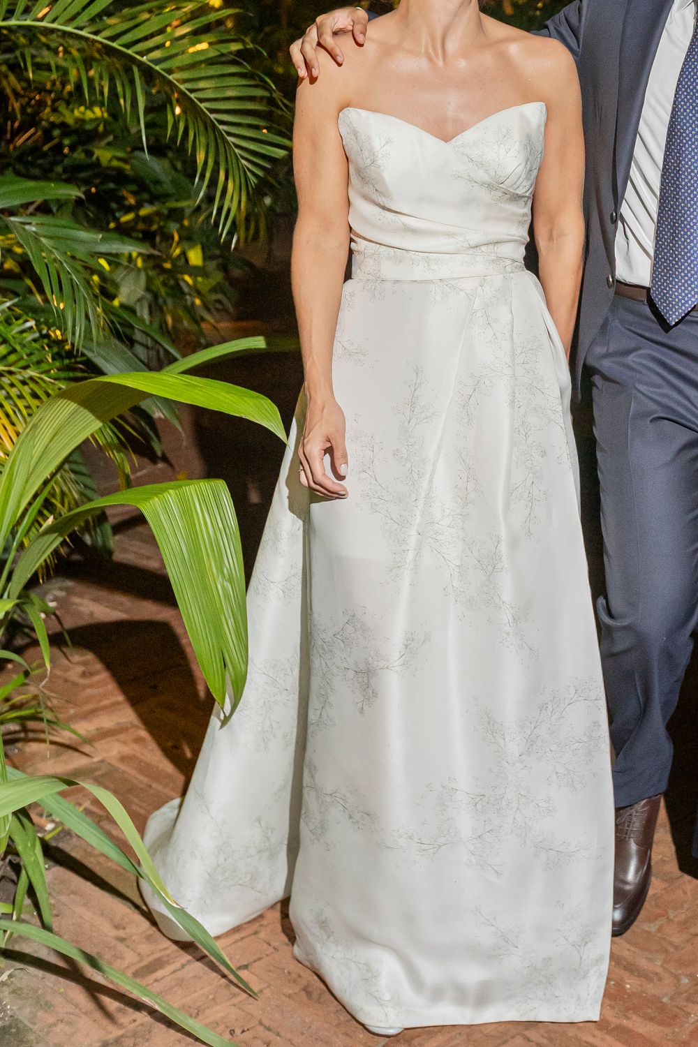 Monique Lhuillier Floral Gazar Dress 0