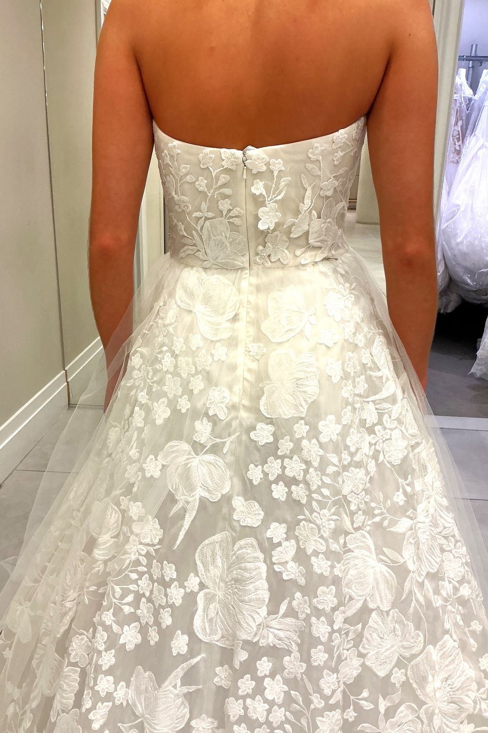 Oscar de la Renta E8808 3