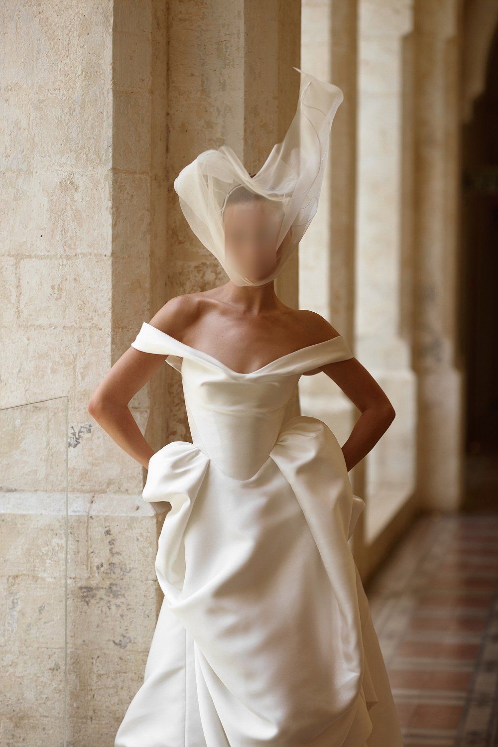 Alon Livne Niva with Veil  3
