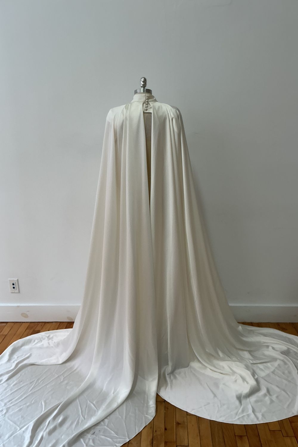 Halfpenny London Angelica Cape 2