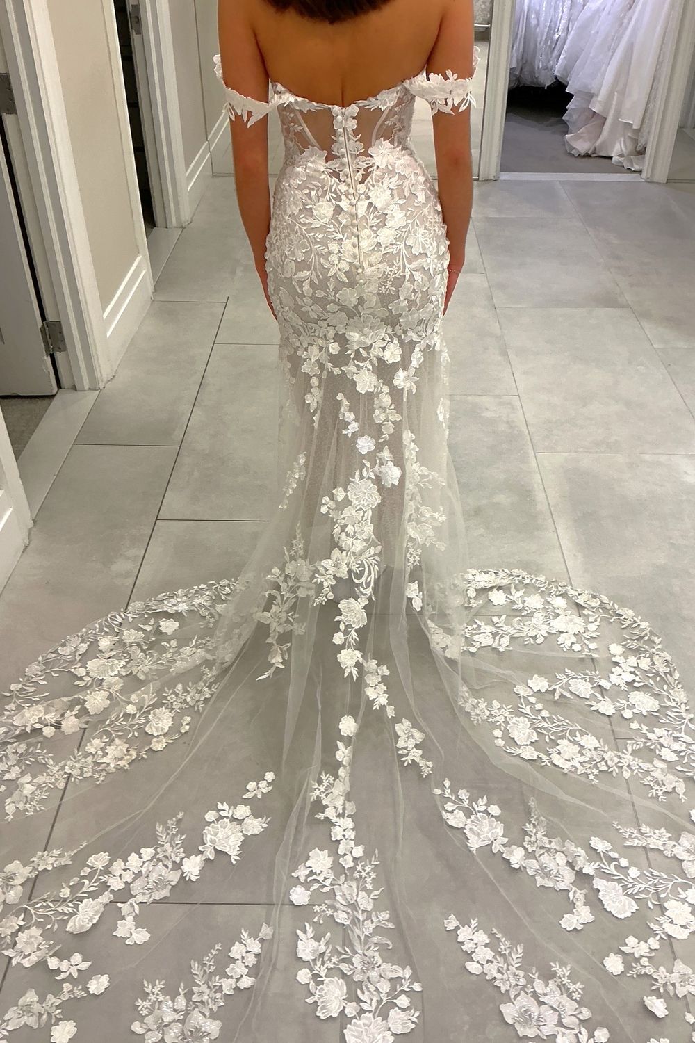 Enzoani Roza 3