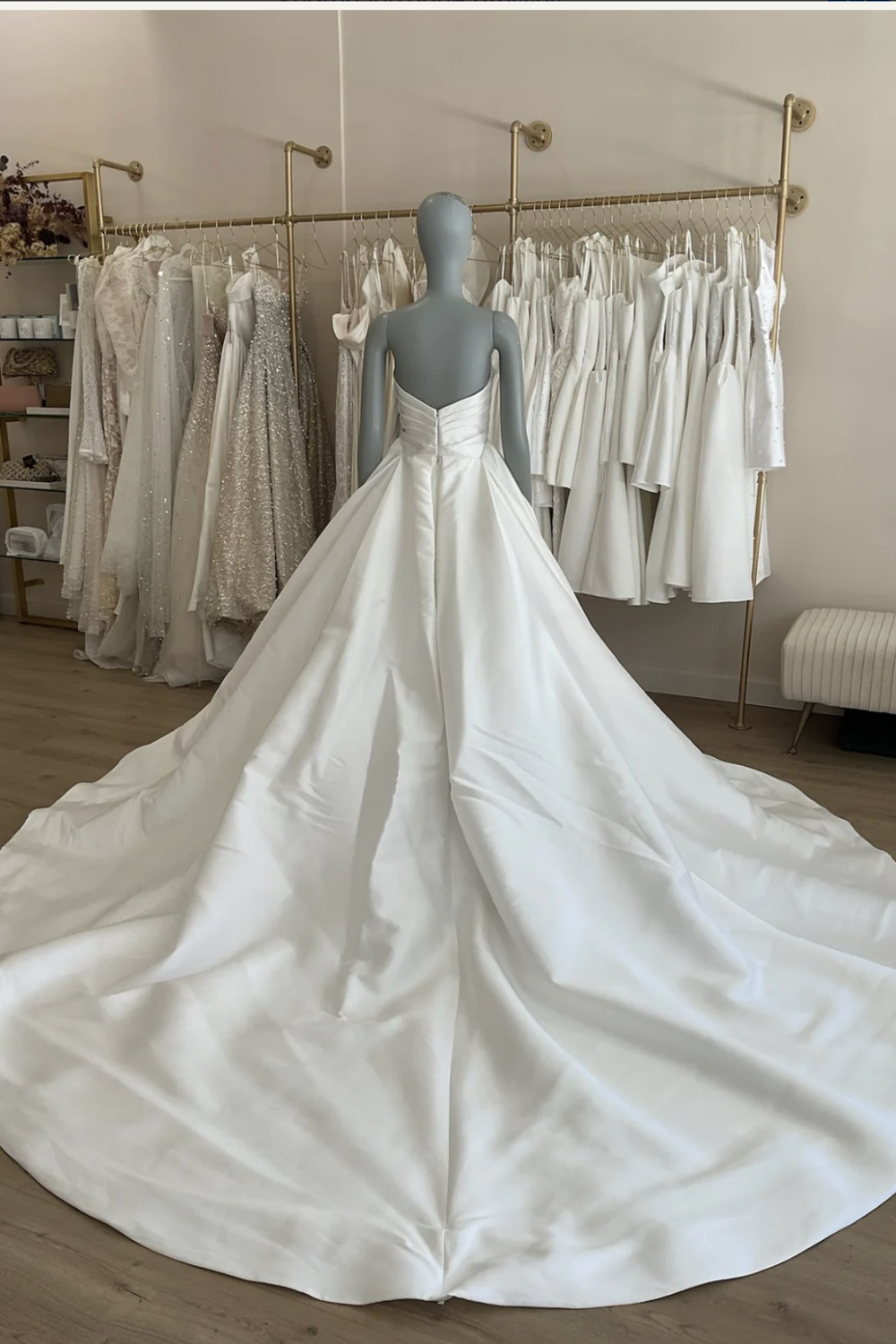 Leah Da Gloria Custom 3