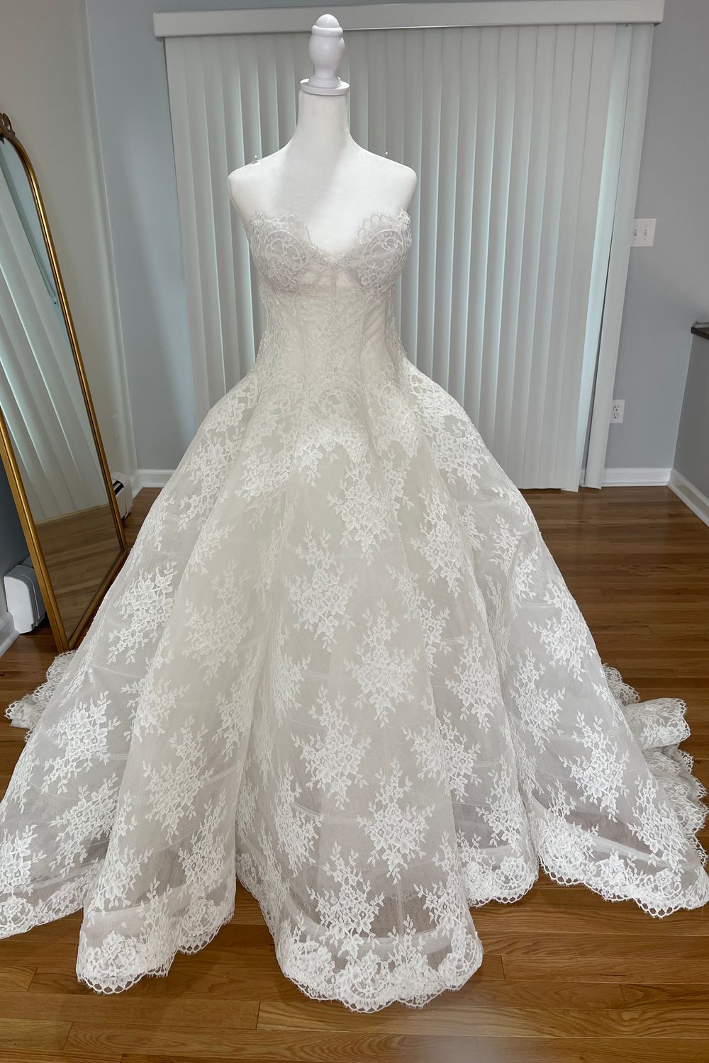 Monique Lhuillier Alexandra 5