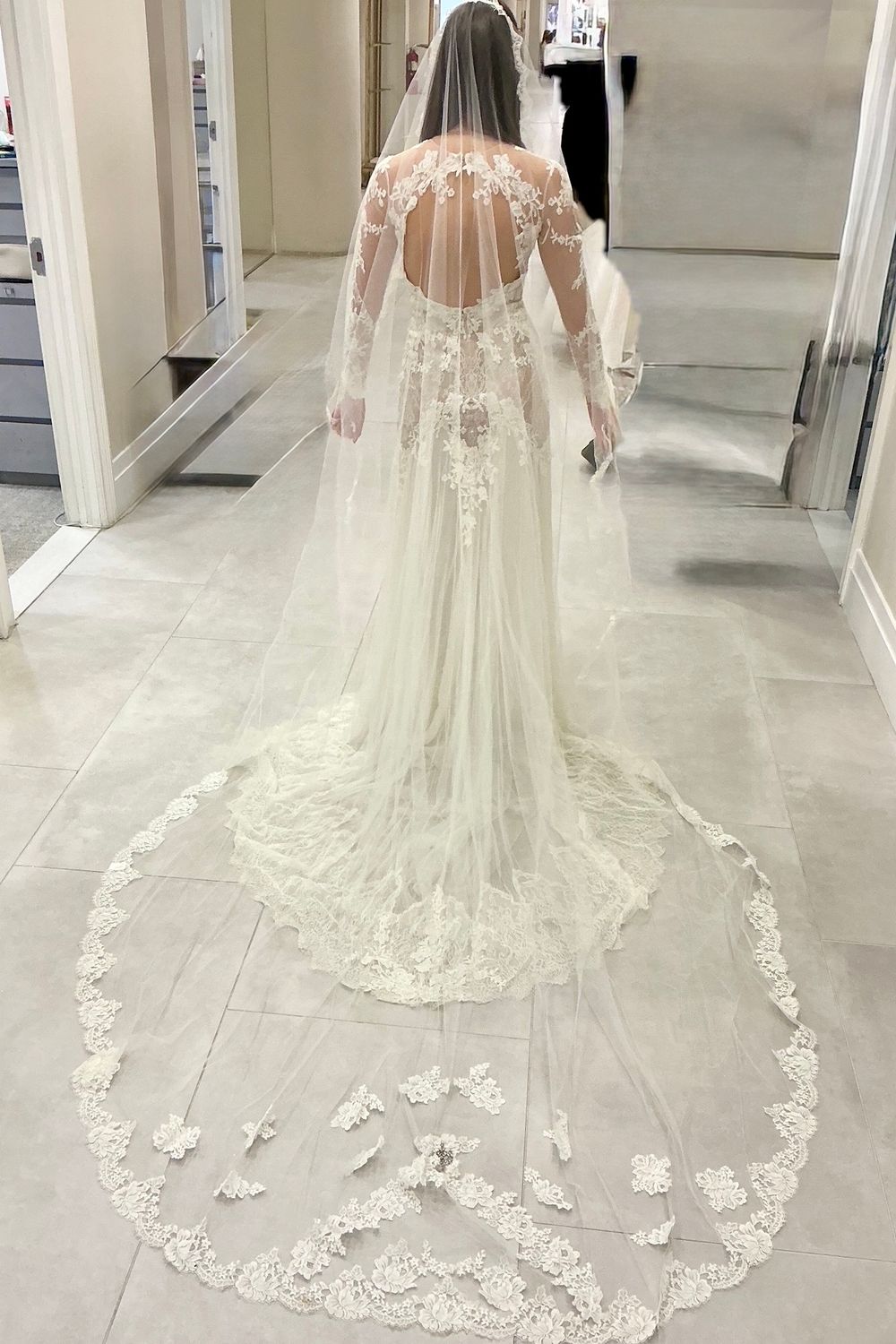 Pnina Tornai 4326 with Veil 3