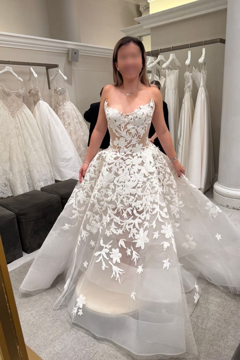 Nicole and Felicia NF109 with Veil 8