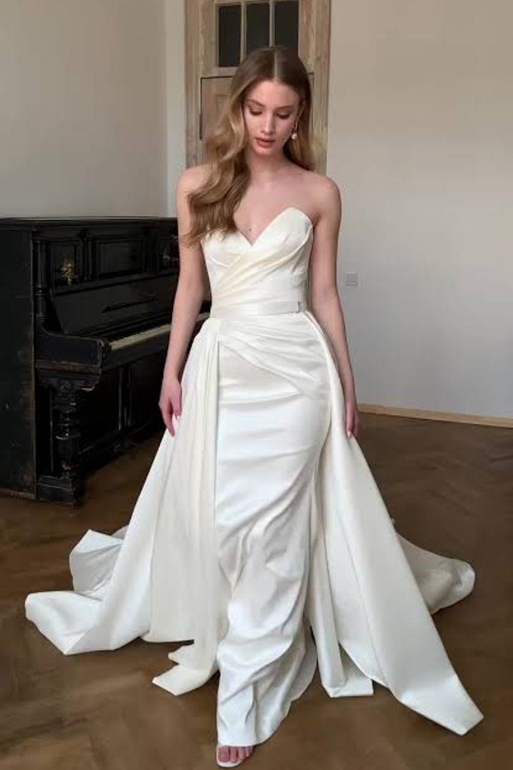 Eva Lendel Lika 4