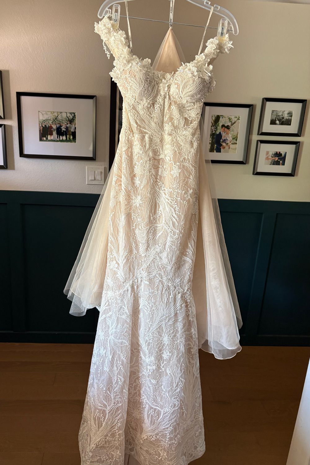 Enzoani Odette 3