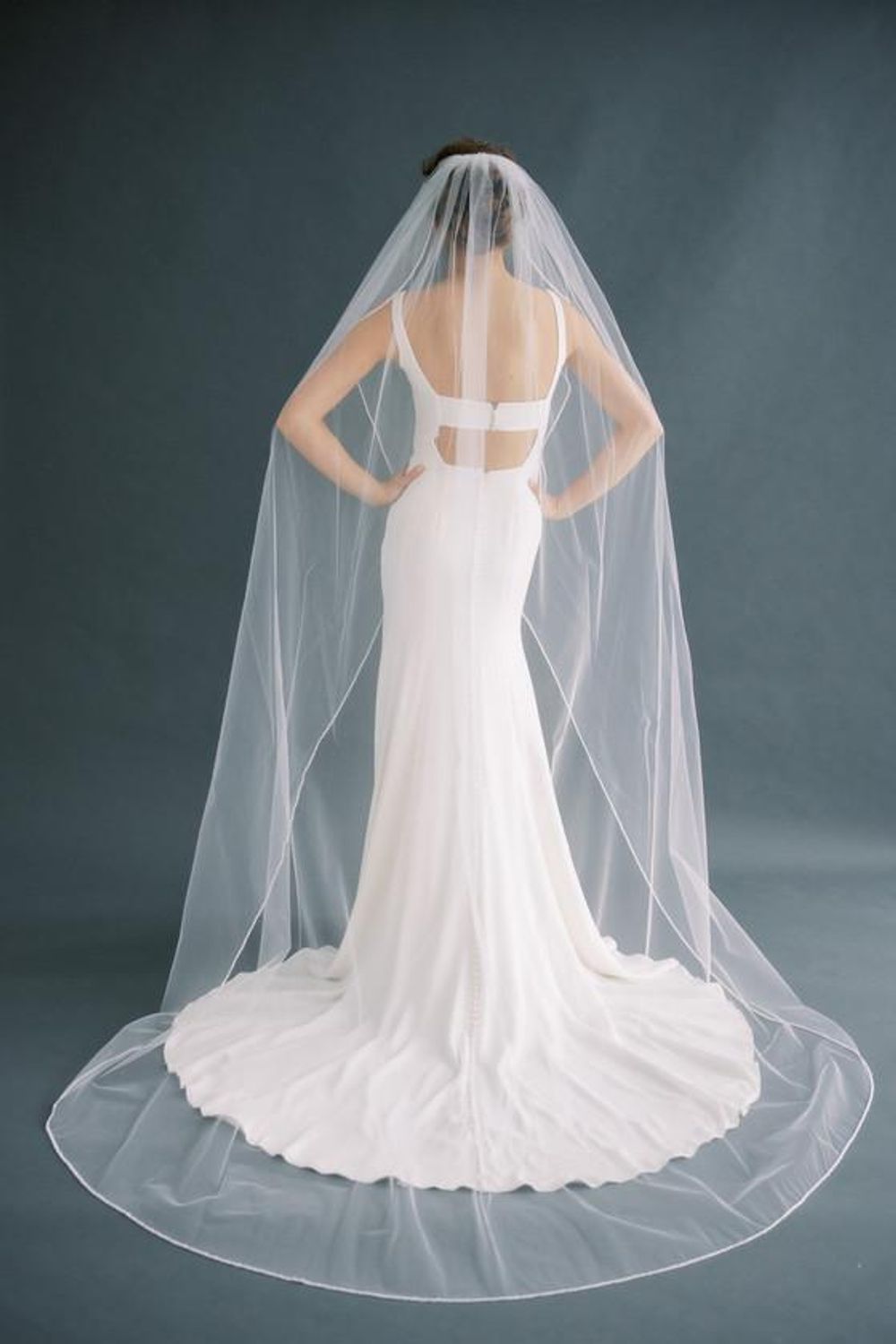 Martina Liana Martina Liana Mikado Dress + Toni Federici Veil 8
