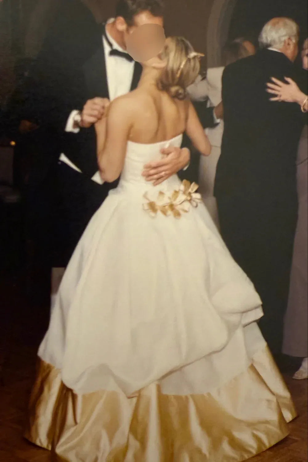Vera Wang STRAPLESS BALLROOM Silk Organza Gown 5