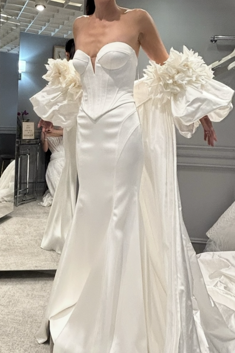Used Pnina Tornai 5044 with Cape, Train and Custom shoulder covering
