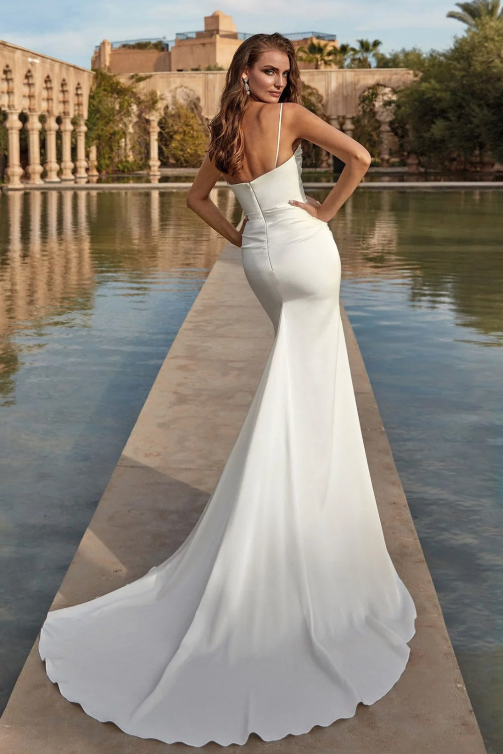 Pronovias-Betta-6