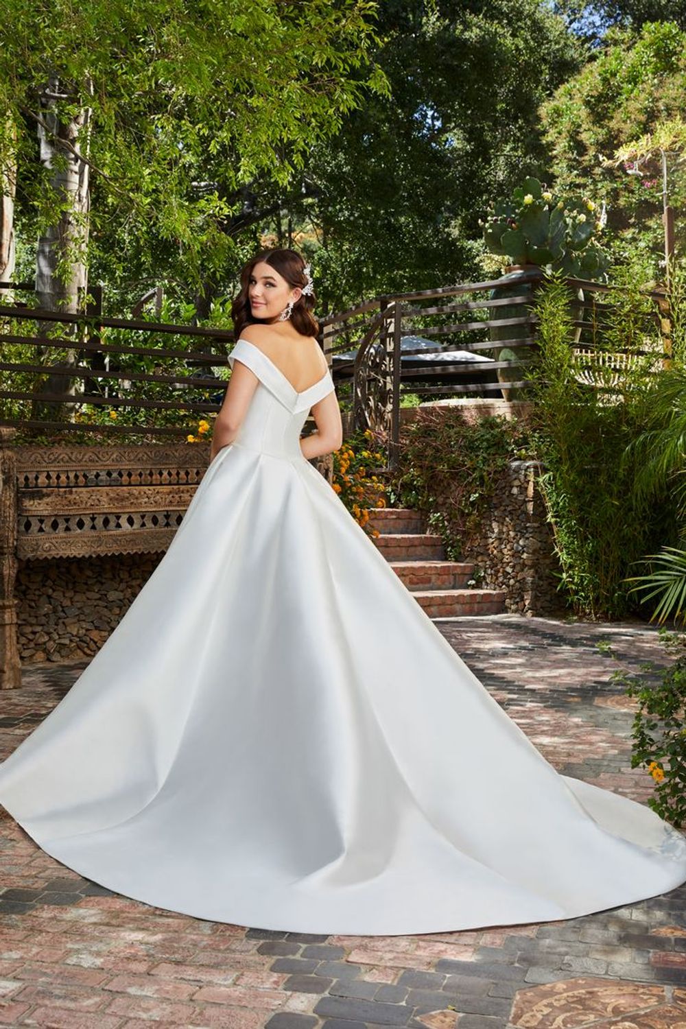 Casablanca Bridal 2401-2 2