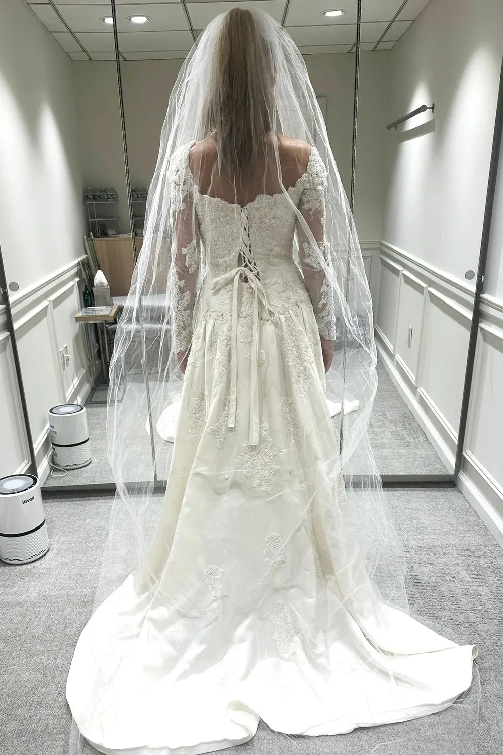 Vera Wang Vera Wang Wedding Dress 10