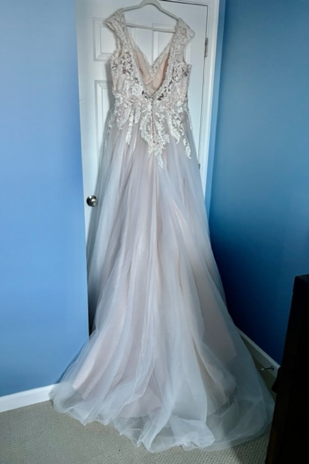 Allure Bridals-Style #3196-1