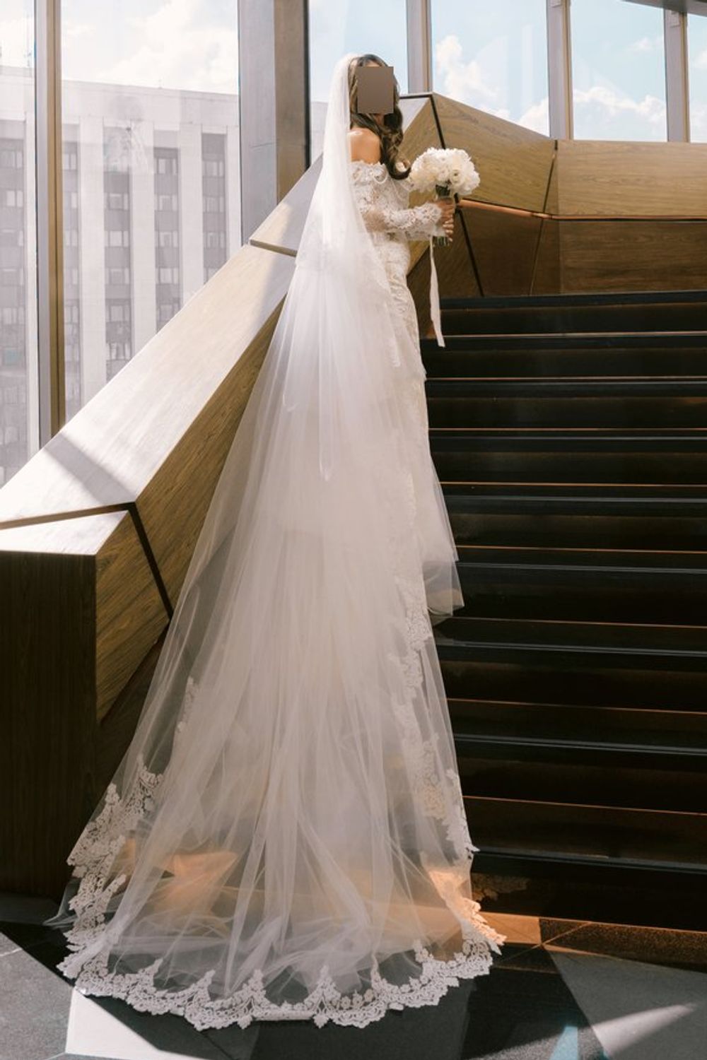 Berta PRIVÉE 25-P109 with Overskirt and Veil 1