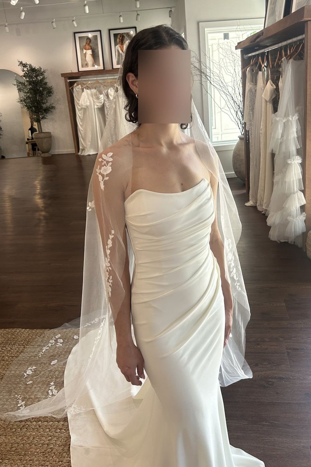 Grace Loves Lace Phoebe with Veil 2