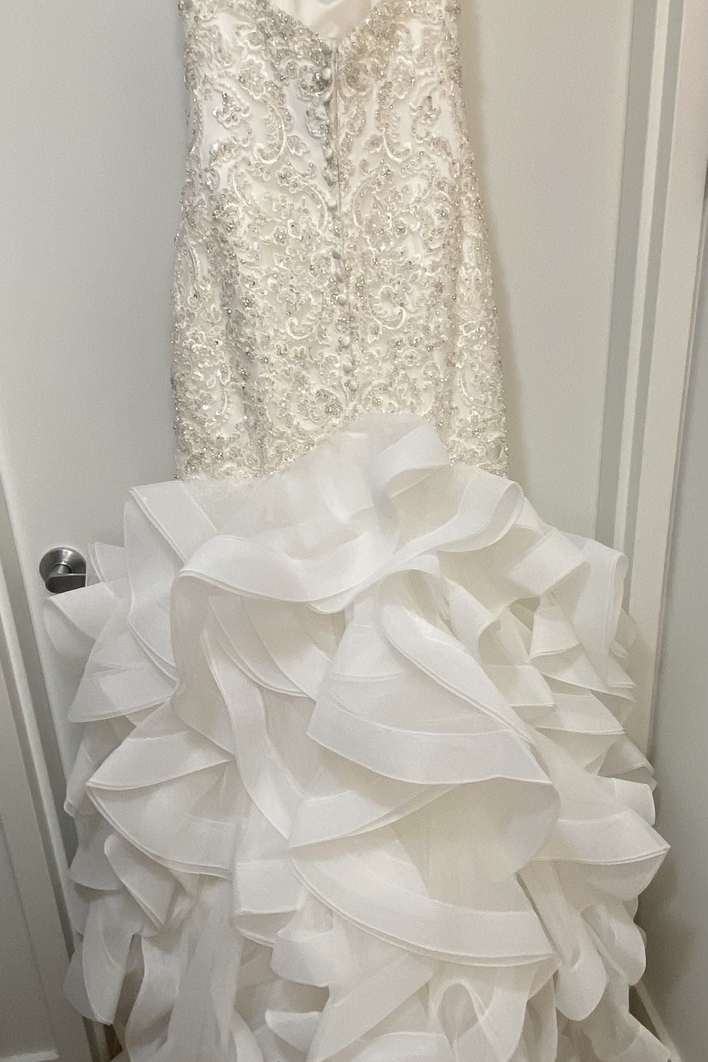 Allure Couture C389 2