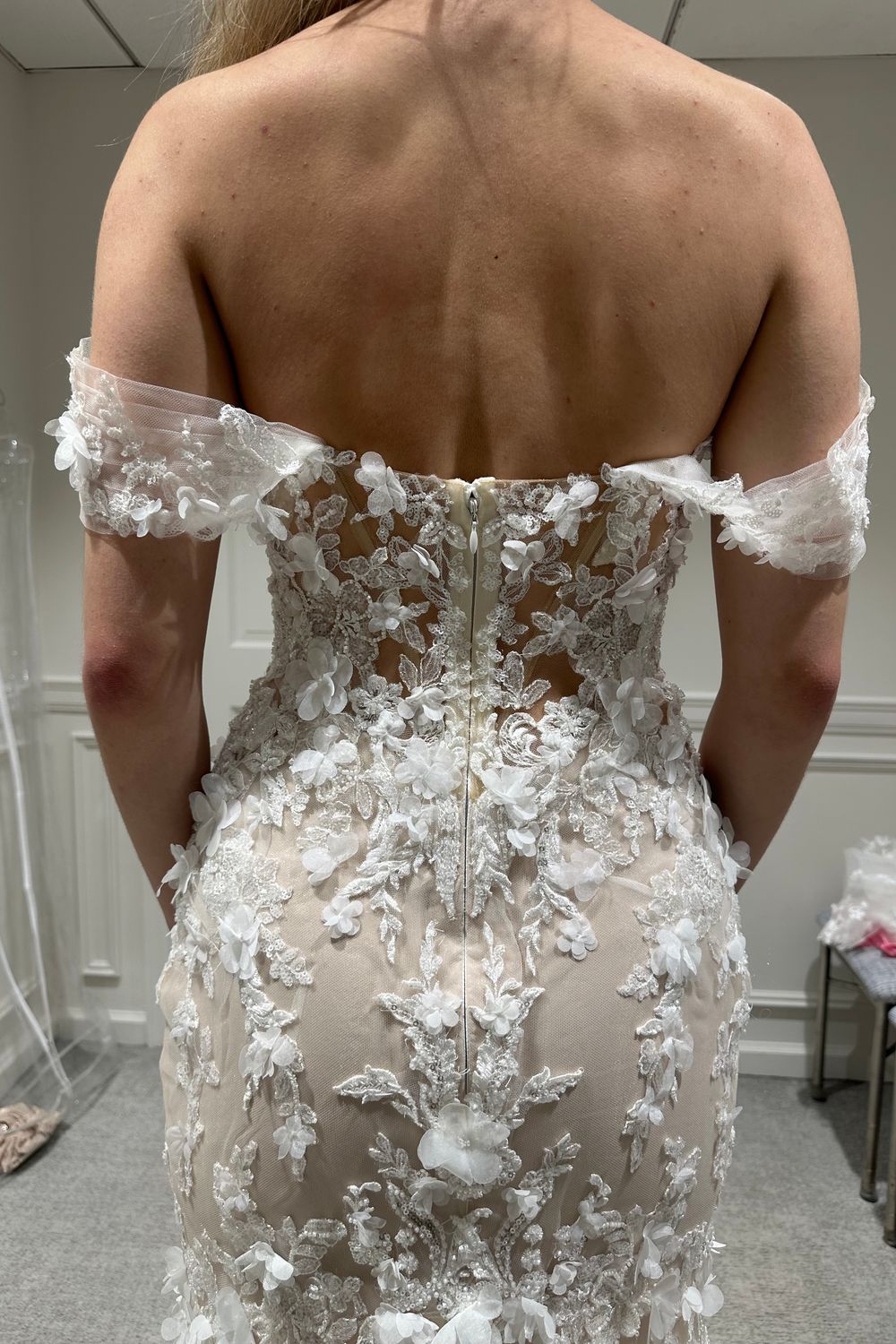 Never Worn Randy Fenoli Farrah with Veil (Bel Aire Bridal Veil