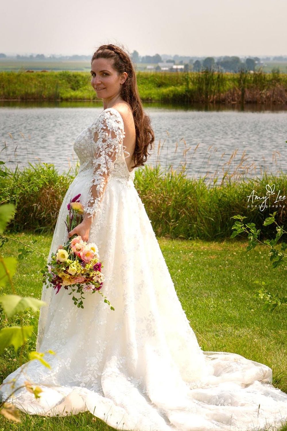 Martina Liana-BACKLESS ROMANTIC A-LINE WEDDING DRESS WITH 3D FL -3