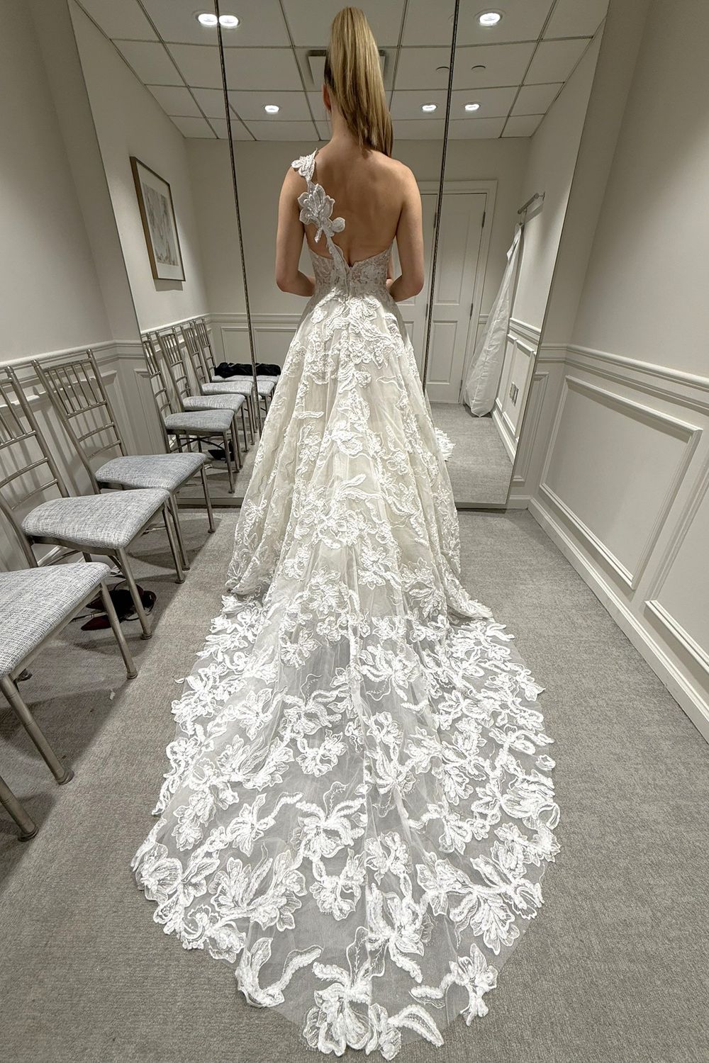 Sample Mira Zwillinger Ami Wedding Dress