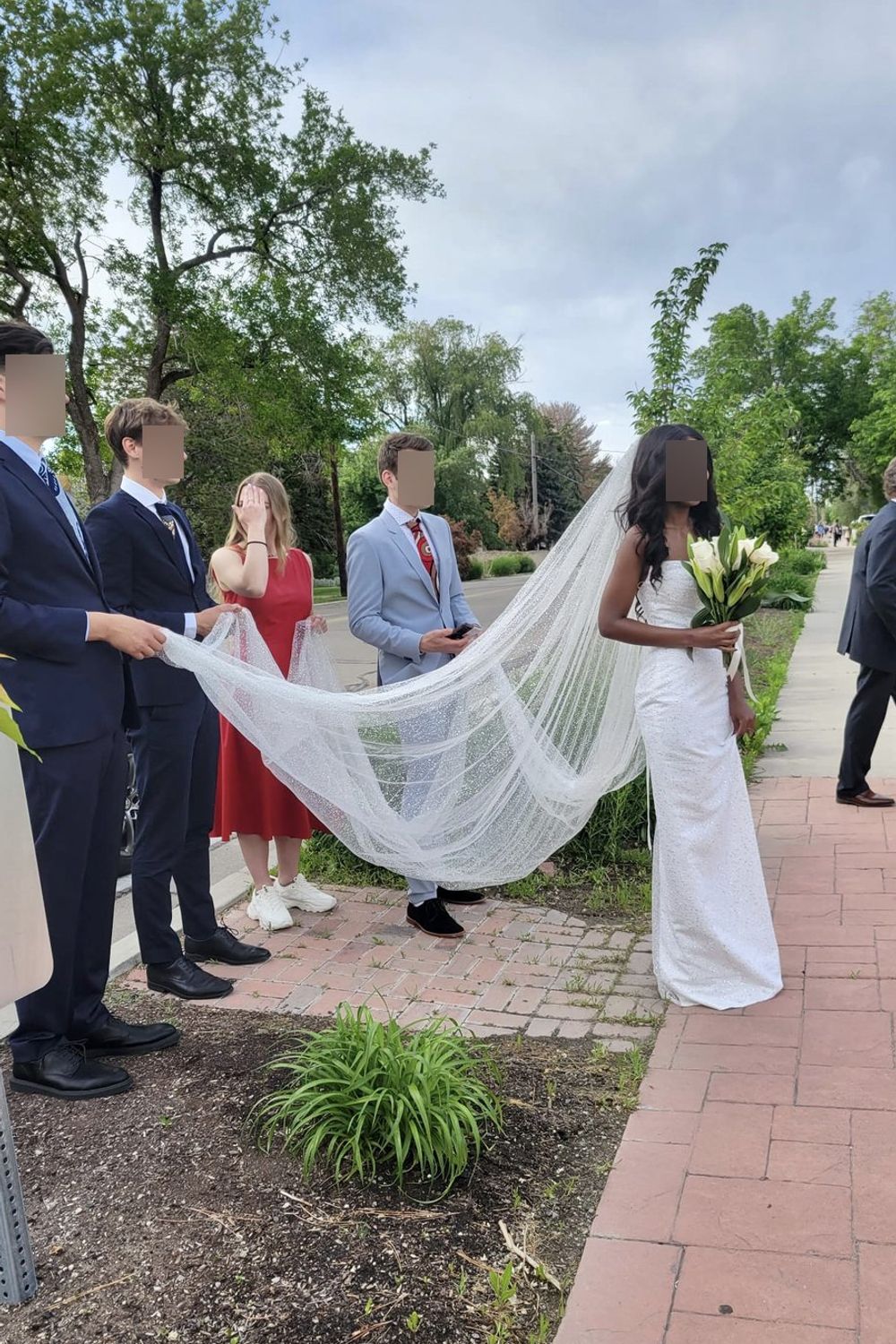 Milla Nova Ursel with Gloves and Veil 5