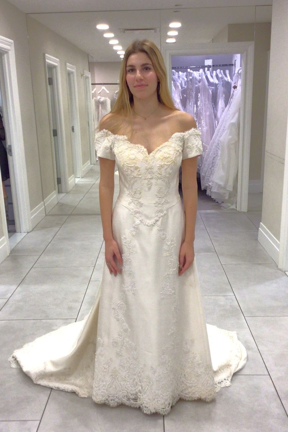 Richard Glasgow A-line Gown with Veil and Headpiece 7