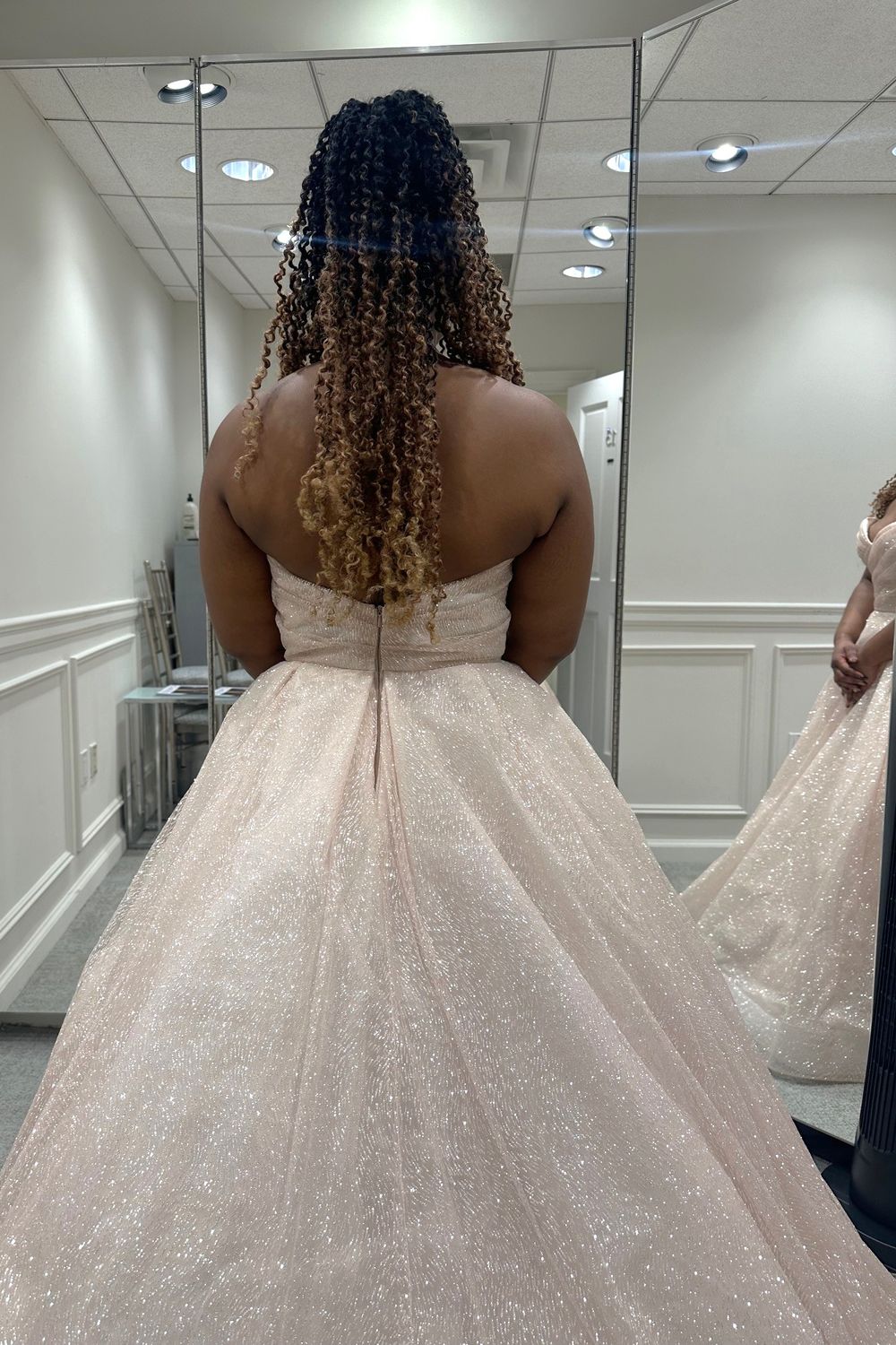 Never Worn Lazaro 3810 Wedding Dress Never Worn Lazaro 3810 Wedding Dress