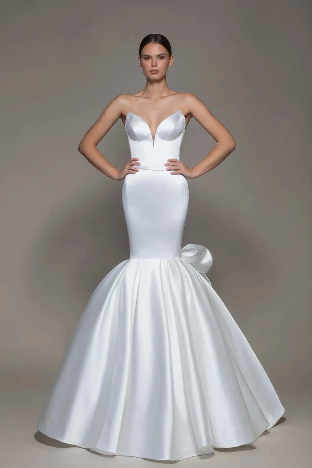 Pnina Tornai 4789 with Veil 0