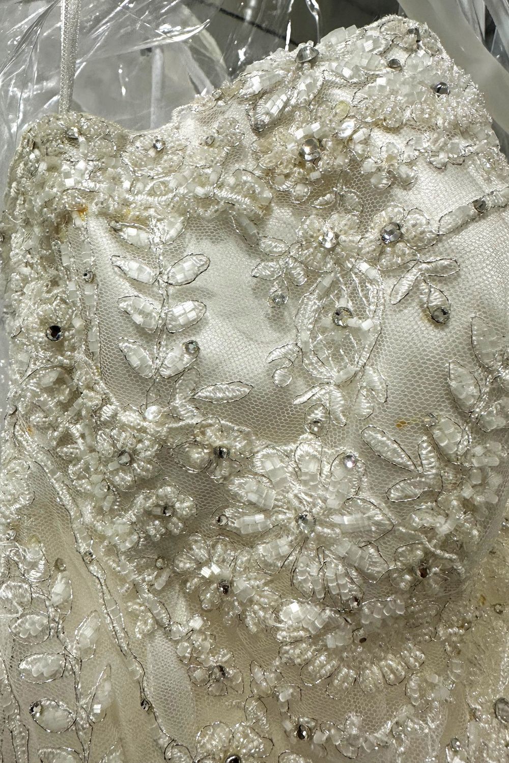 Pnina Tornai 4098 with Veil 11