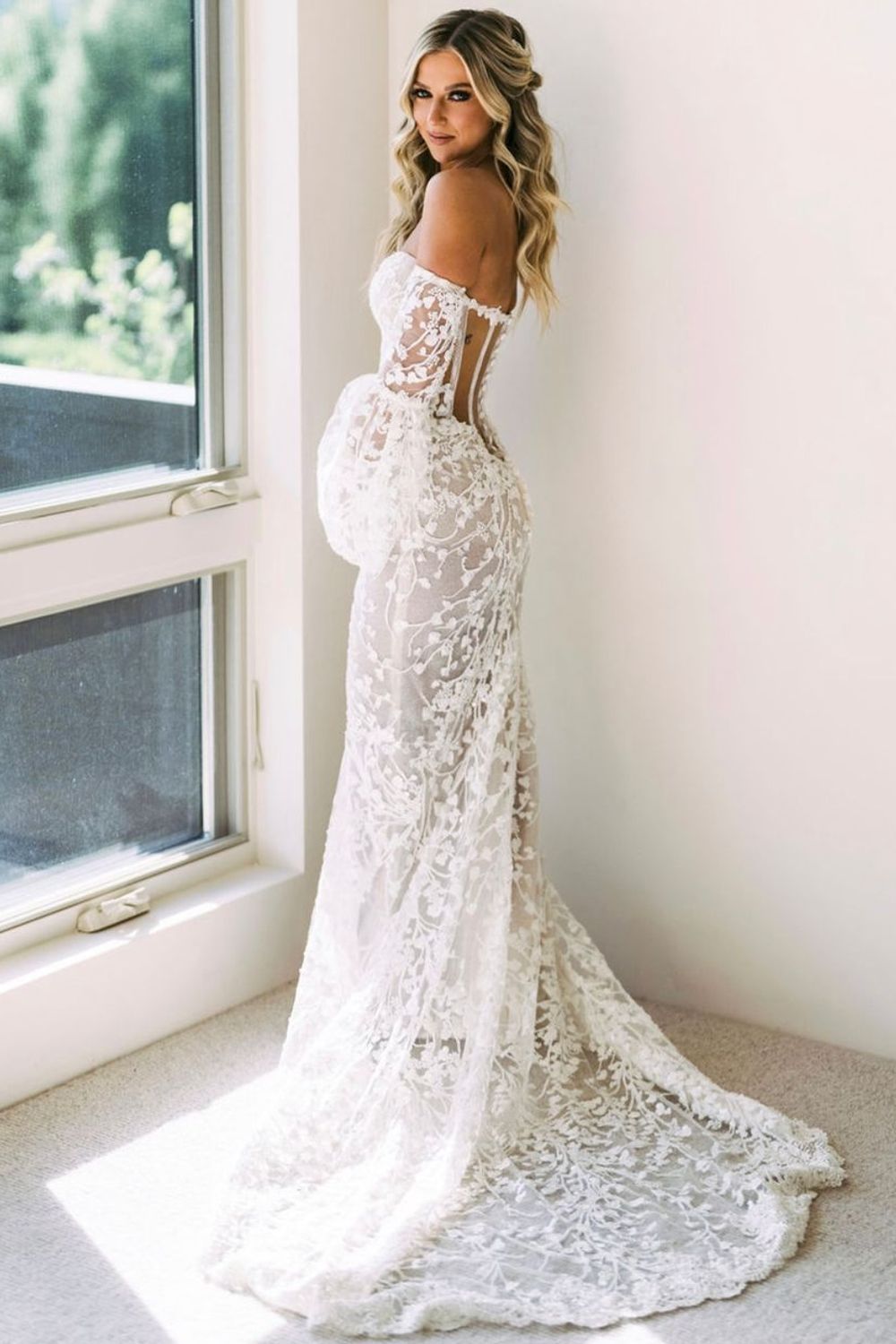 Galia Lahav-Cali with two sets of custom sleeves -4