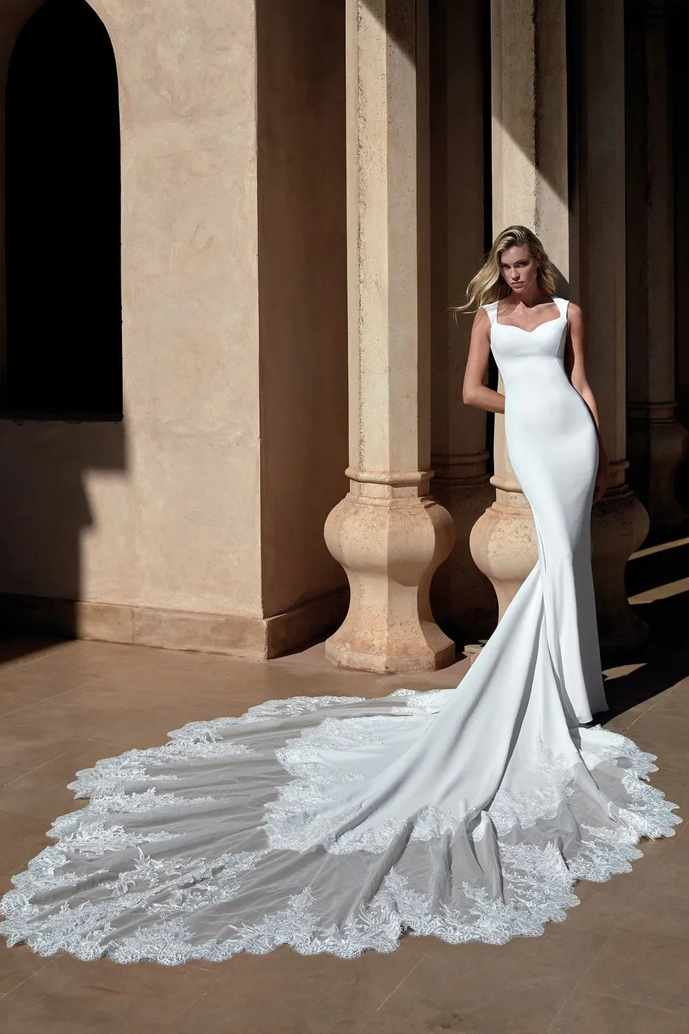 Pronovias Brunei 0