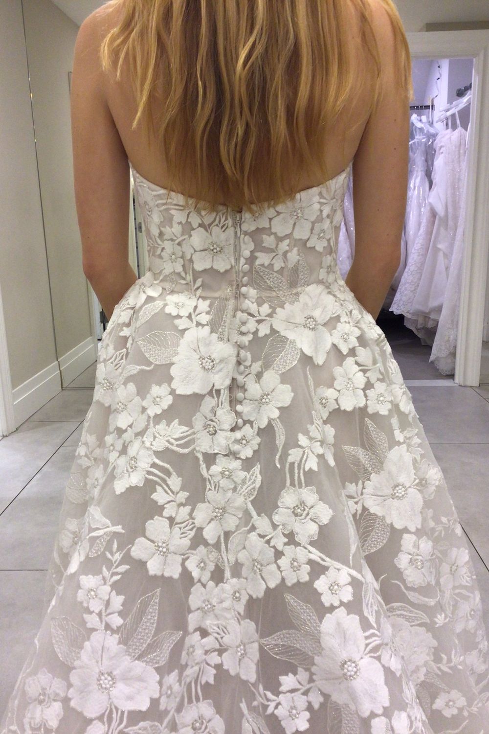 Valentini Spose Nao with Custom Shawl 5