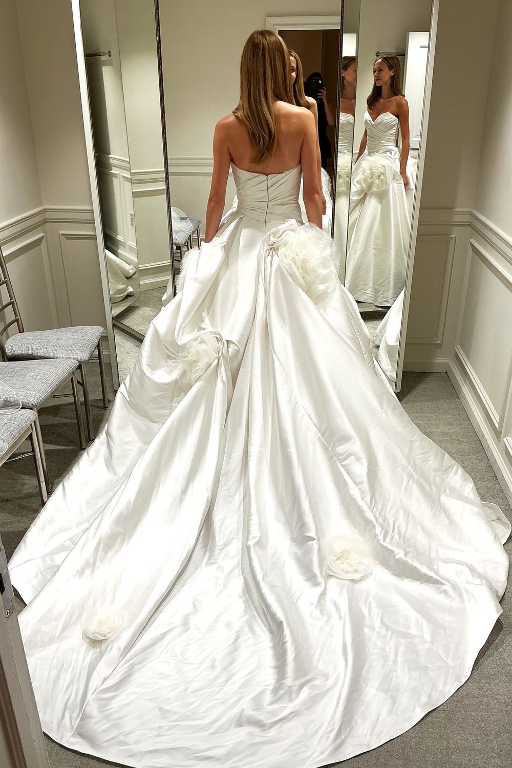 Nicole and Felicia NF067 with Veil 2