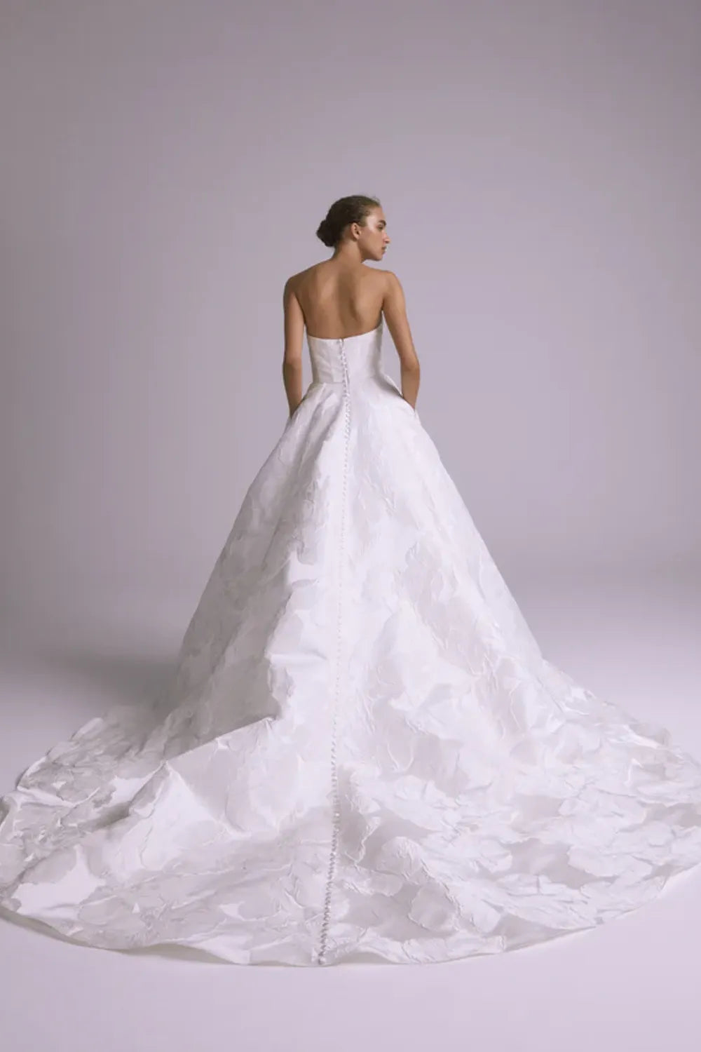 Amsale Timeless Elegance  11