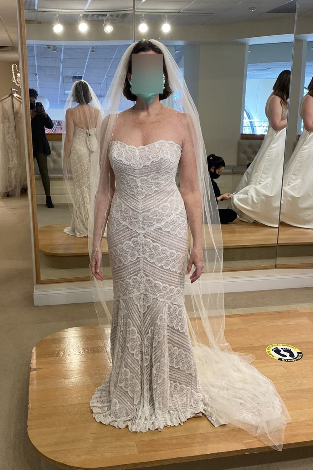 Wtoo by Watters 13111 with Veil 2