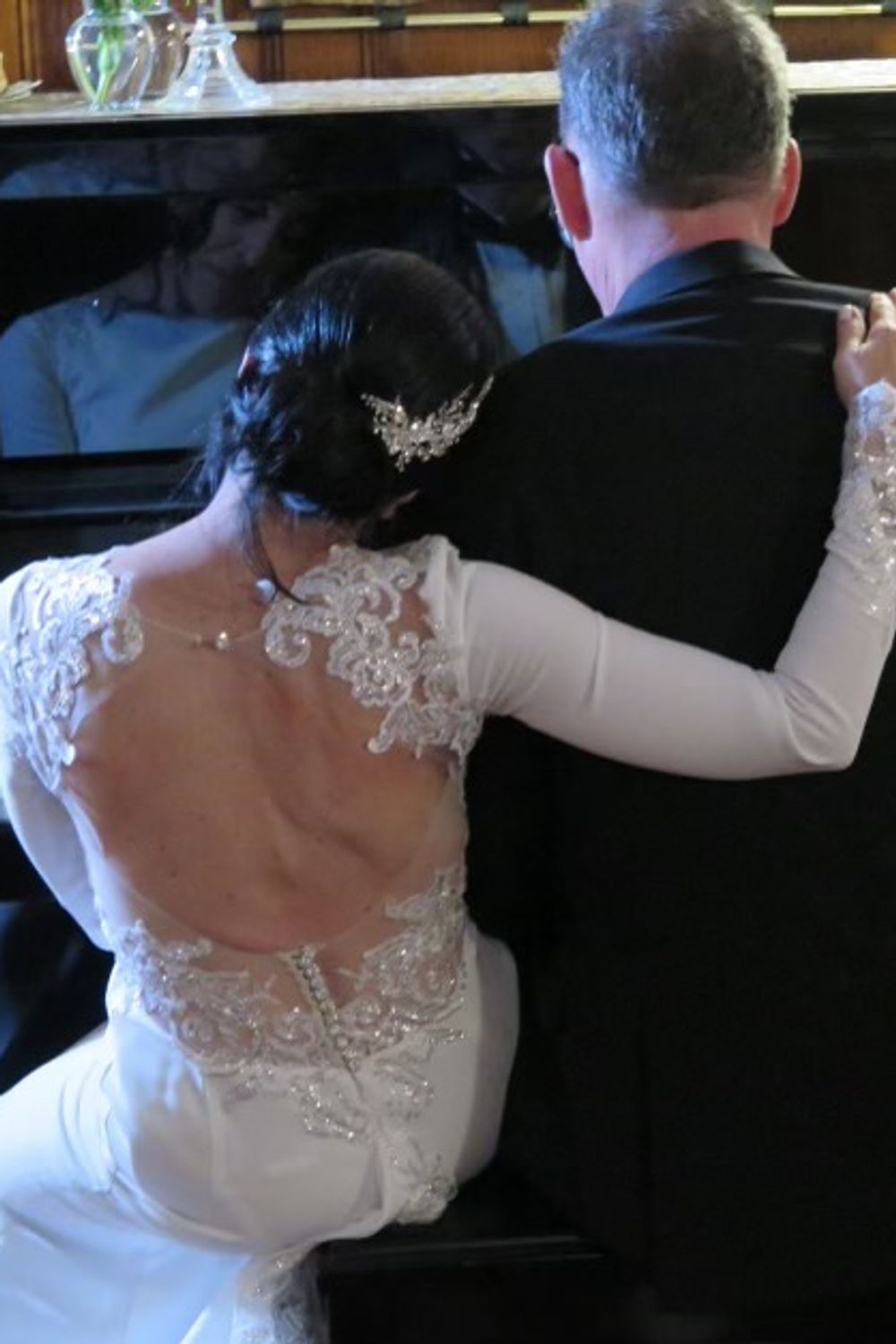 Pnina Tornai 14850 with Veil 10
