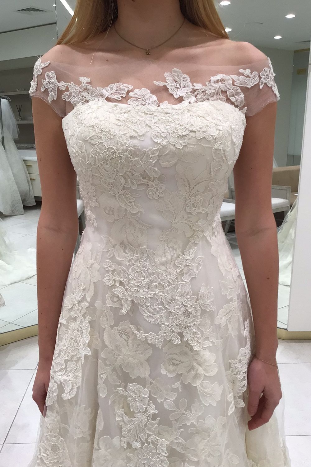 Oscar de la Renta Brandon 10