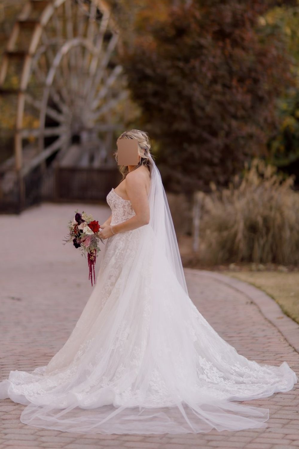 Winnie Couture Fyvie 3504 with Veil and Skirt 1