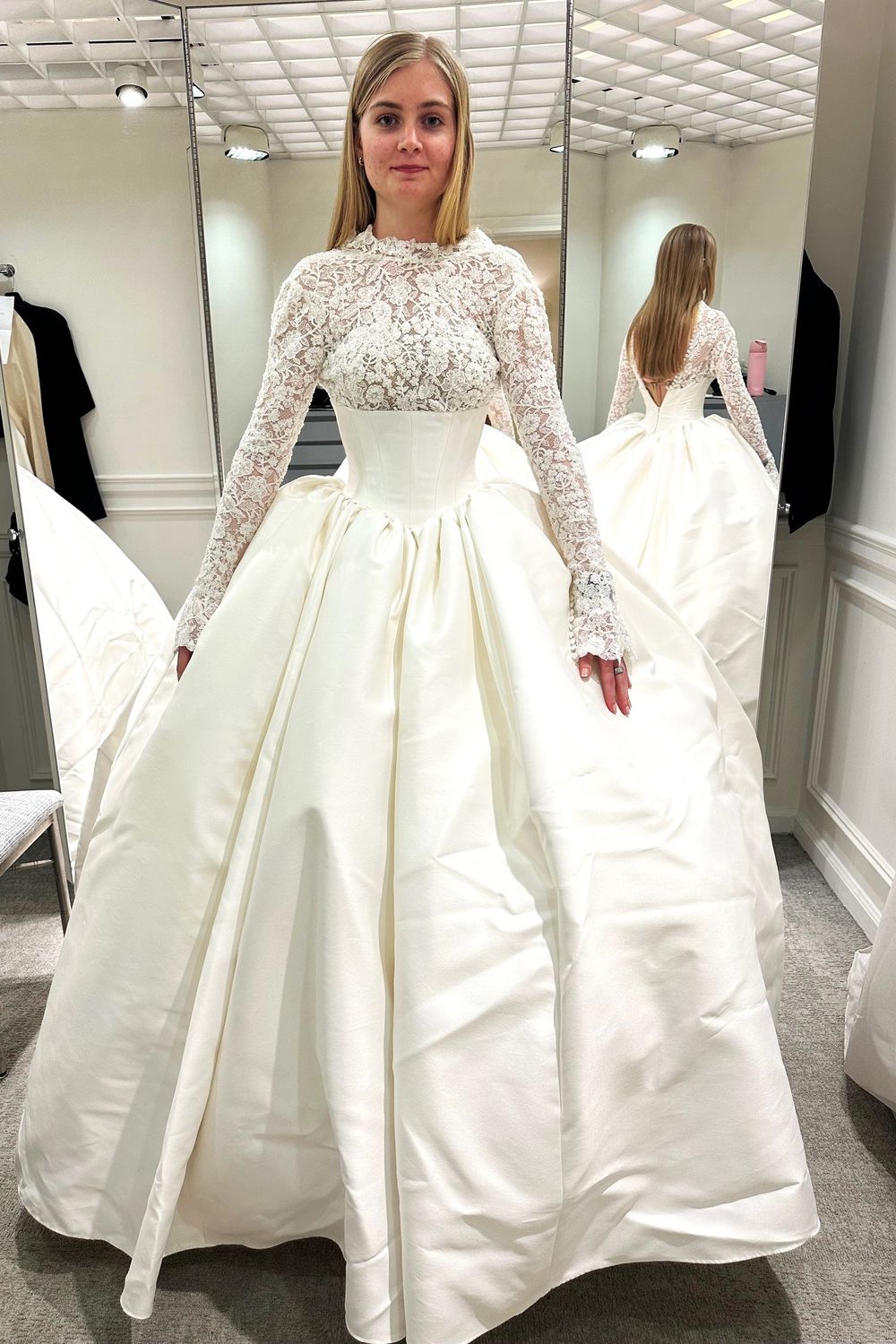 Nicole and Felicia NF088 with veil and blusher 3