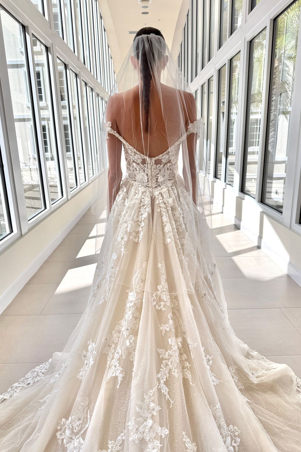 Amalia Carrara Amalia Carrara 355 10