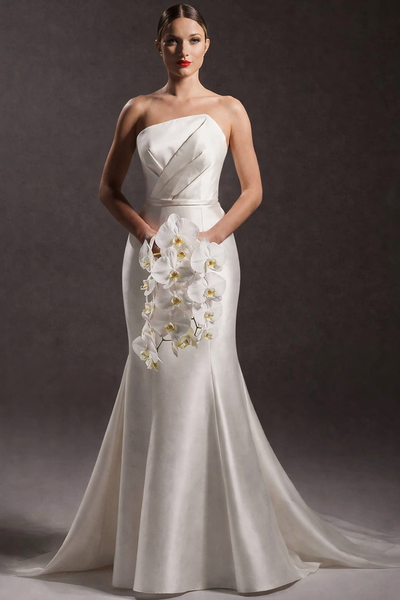 Never Worn Romona Keveza L2372