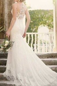 Essence of Australia Lace Wedding Dress 0