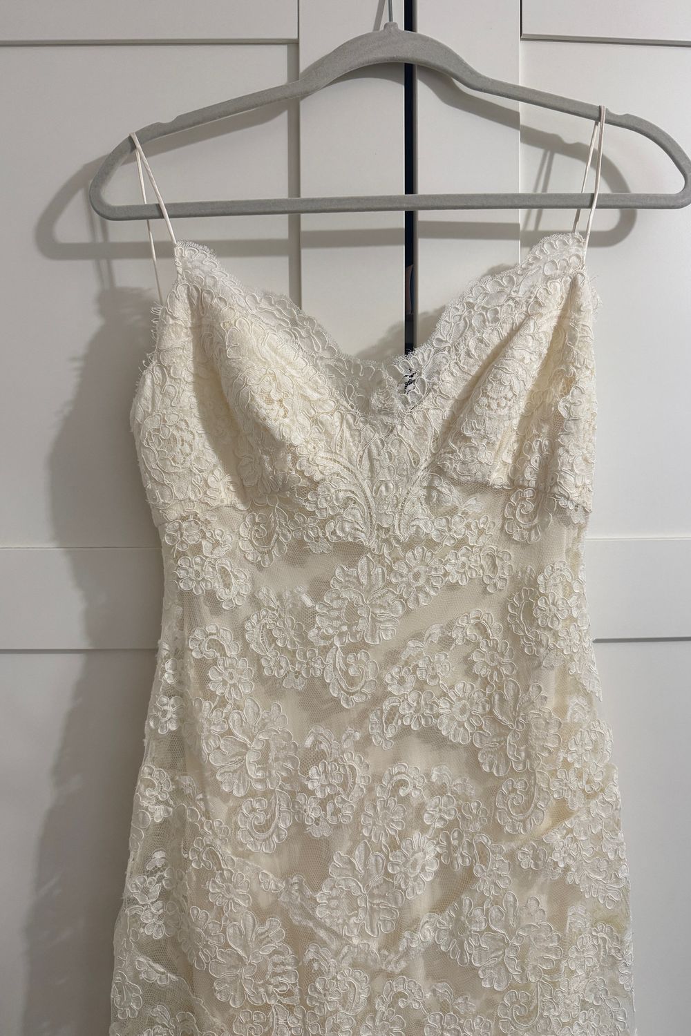 Monique Lhuillier Ali 2