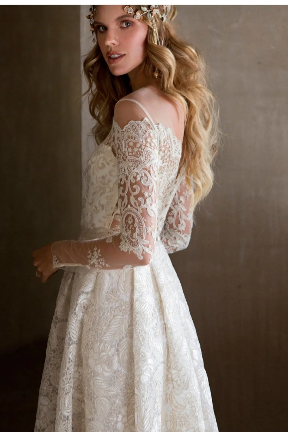 Claire Pettibone-Voyager-2