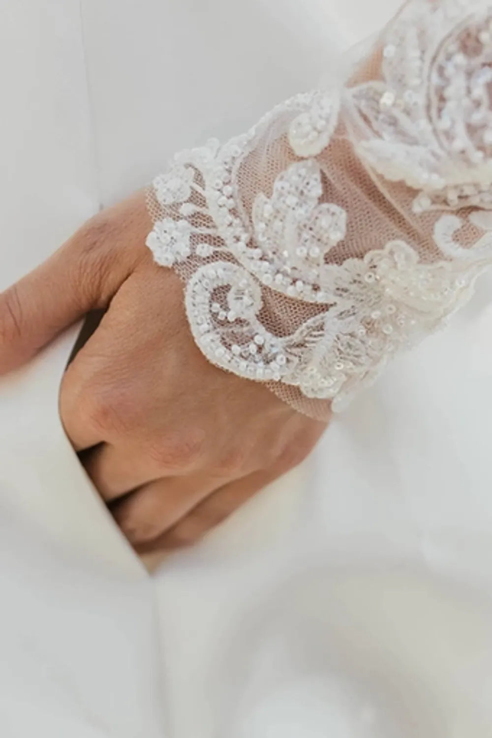 Martina Liana 42006 with Veil 5