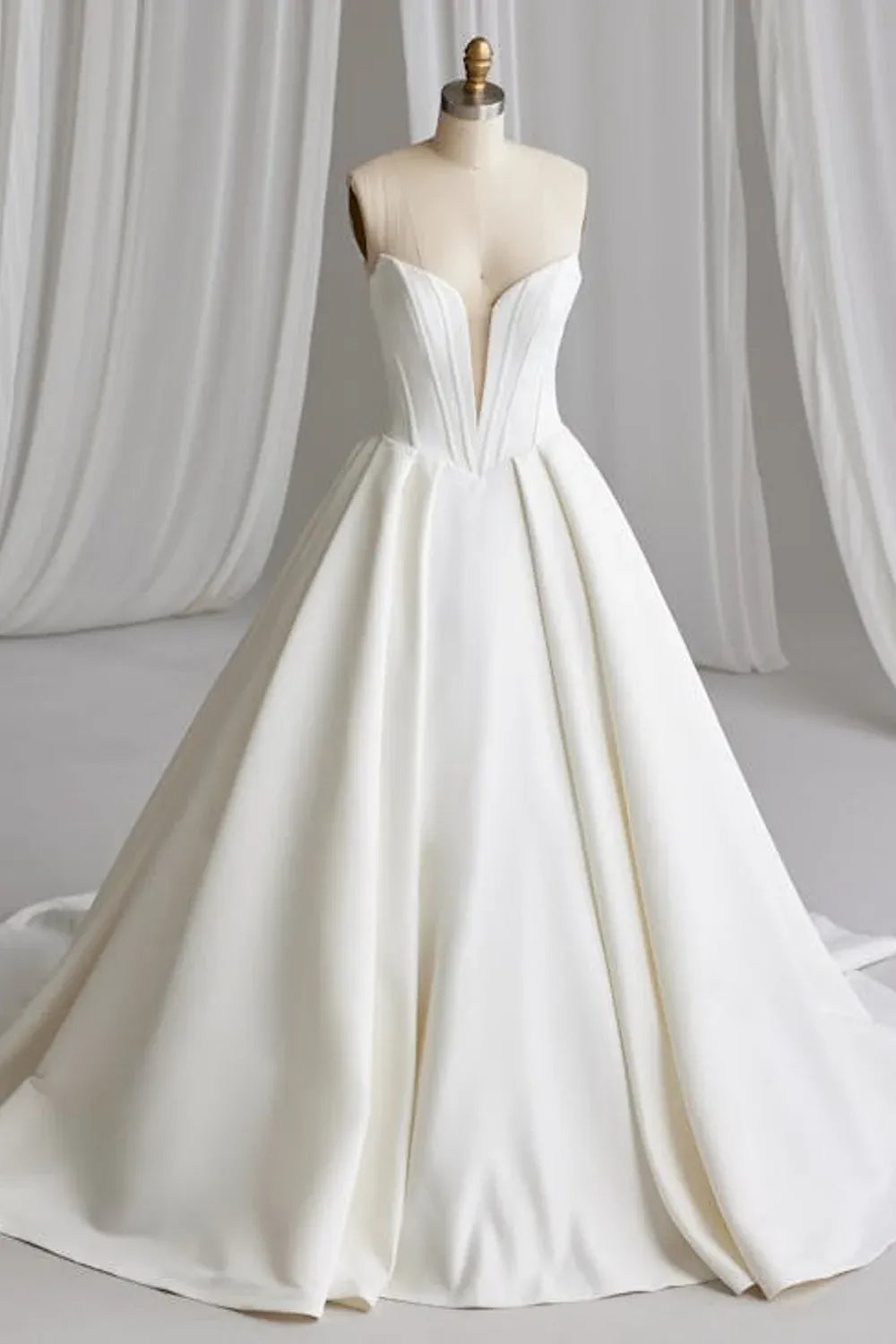 Maggie Sottero Derrick 8