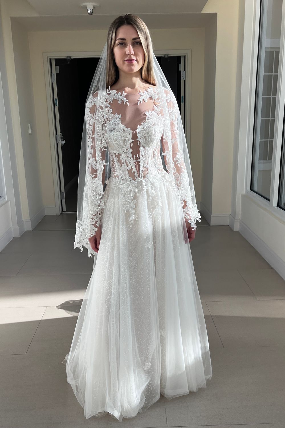 Pnina Tornai 4814 with Veil 10