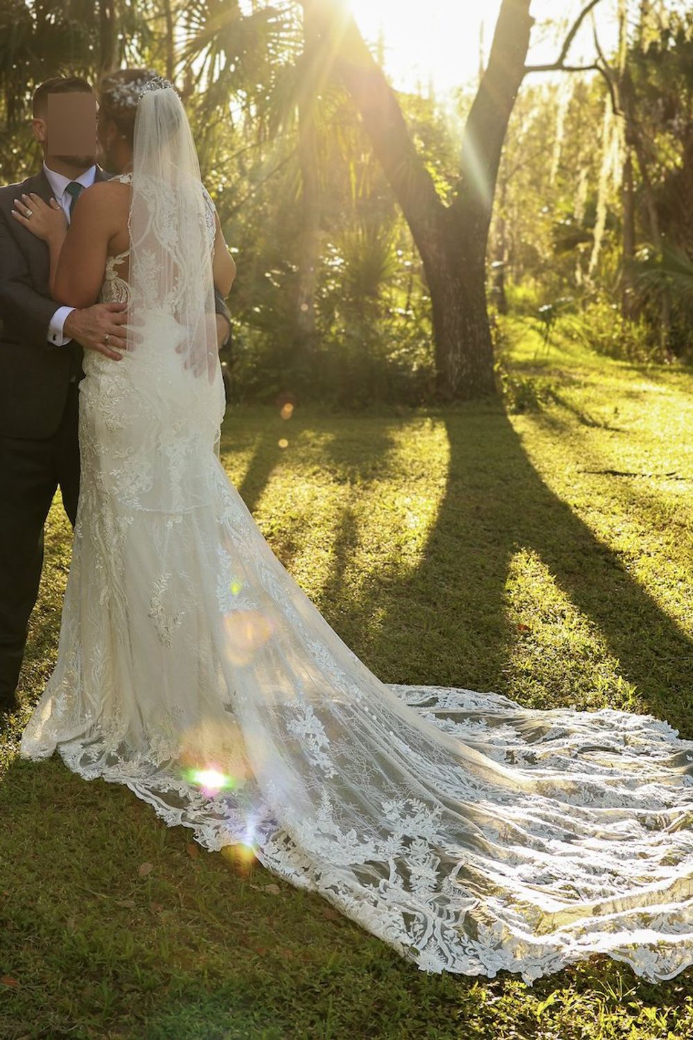 Allure Bridals A1103 with Veil 1